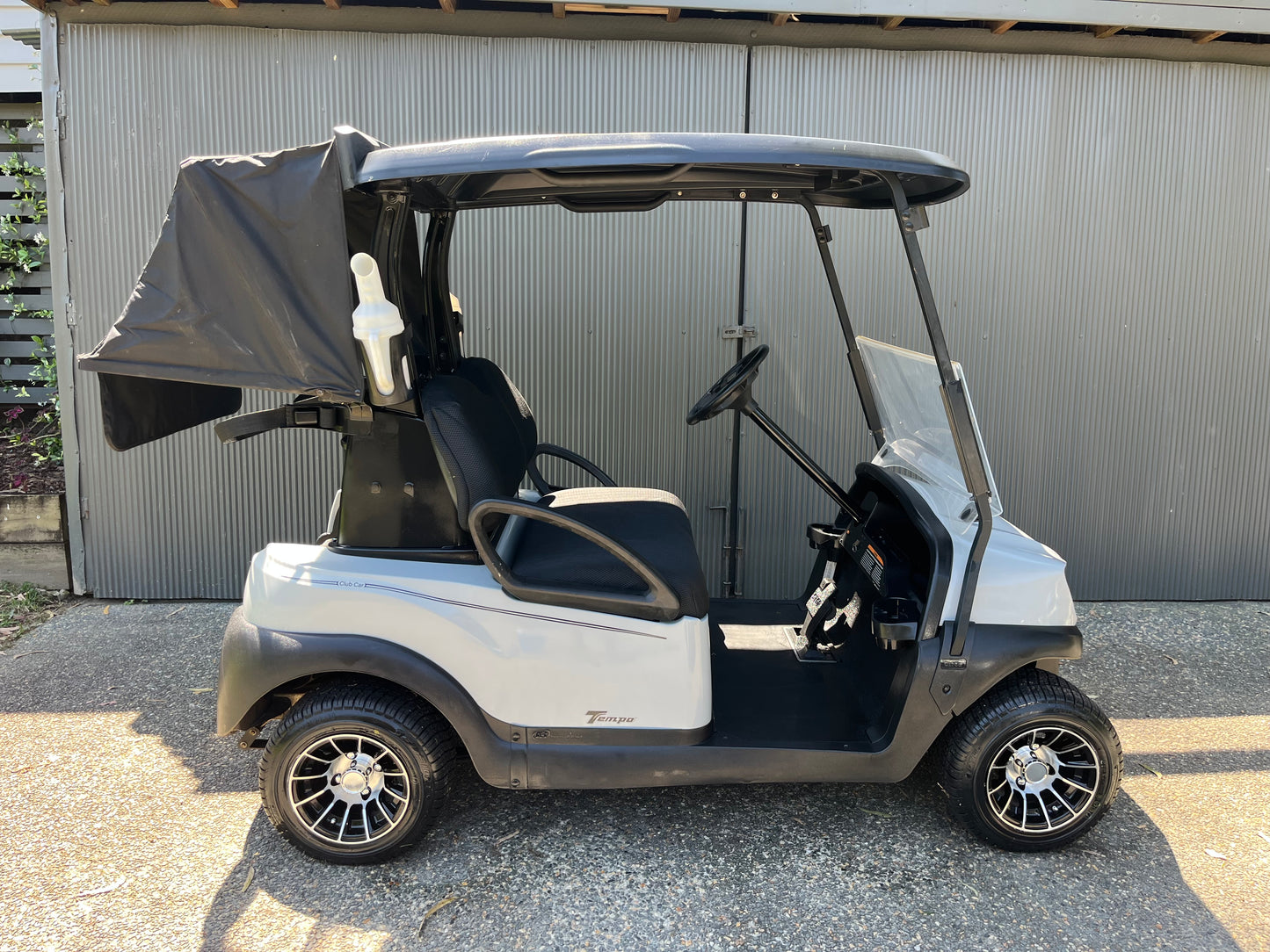 2022 Electric Club Car - New Batteries - New Mags (Gold Coast Pick up)